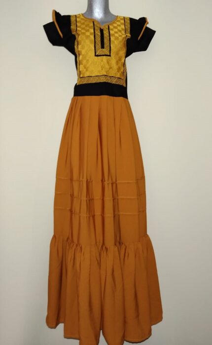 vestido color negro con mostaza bordado de cadenilla